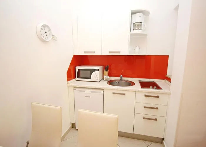 Апартаменты With Parking Space Baska, Krk - 19199