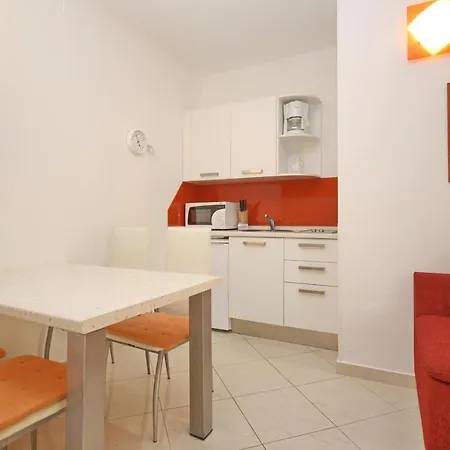 With A Parking Space Baska, Krk - 19199 Apartment Baska (Krk)